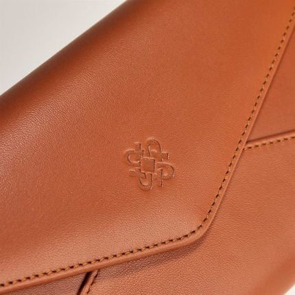Large Envelope Women’s Leather Wallet Tan